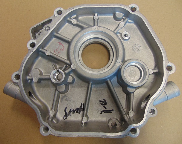 Zadná príruba motor 390 cm3